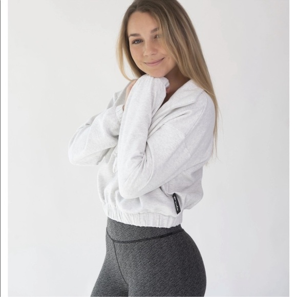 Ptula Mara Scrunch Sweatshirt Half Zip in Light Grey Size Large - Picture 2 of 12